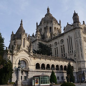 Basilique Sainte-Thérèse