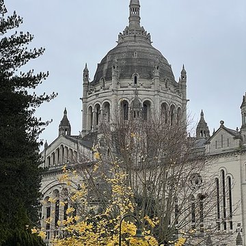 Basilique Sainte-Thérèse