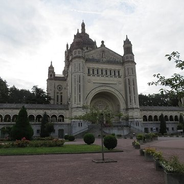 Basilique Sainte-Thérèse