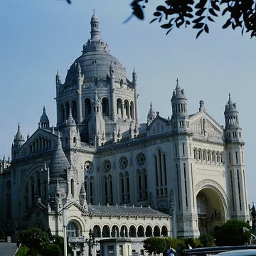 Basilique Sainte-Thérèse