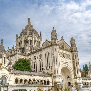 Basilique Sainte-Thérèse