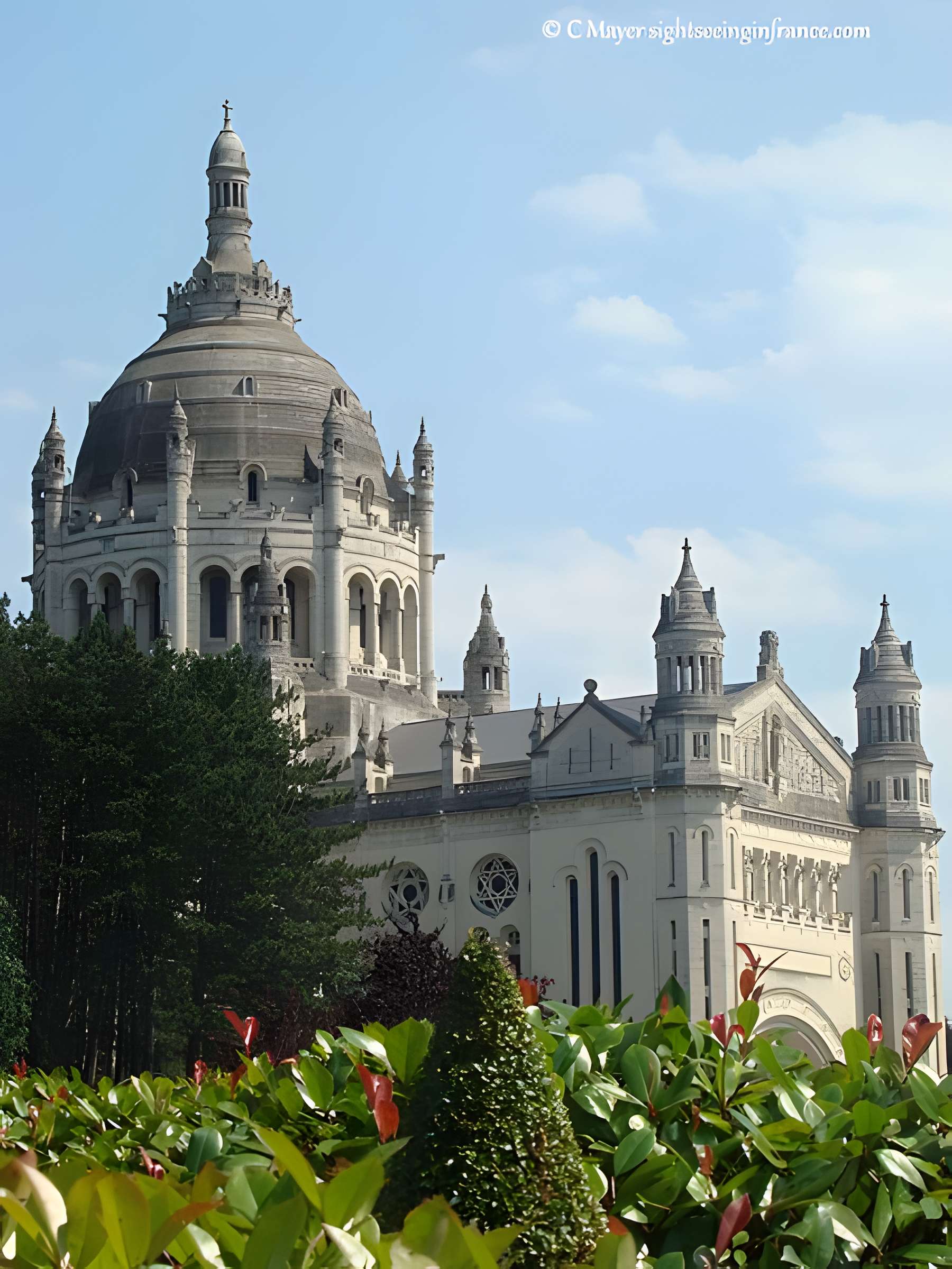 Basilique Sainte-Thérèse
