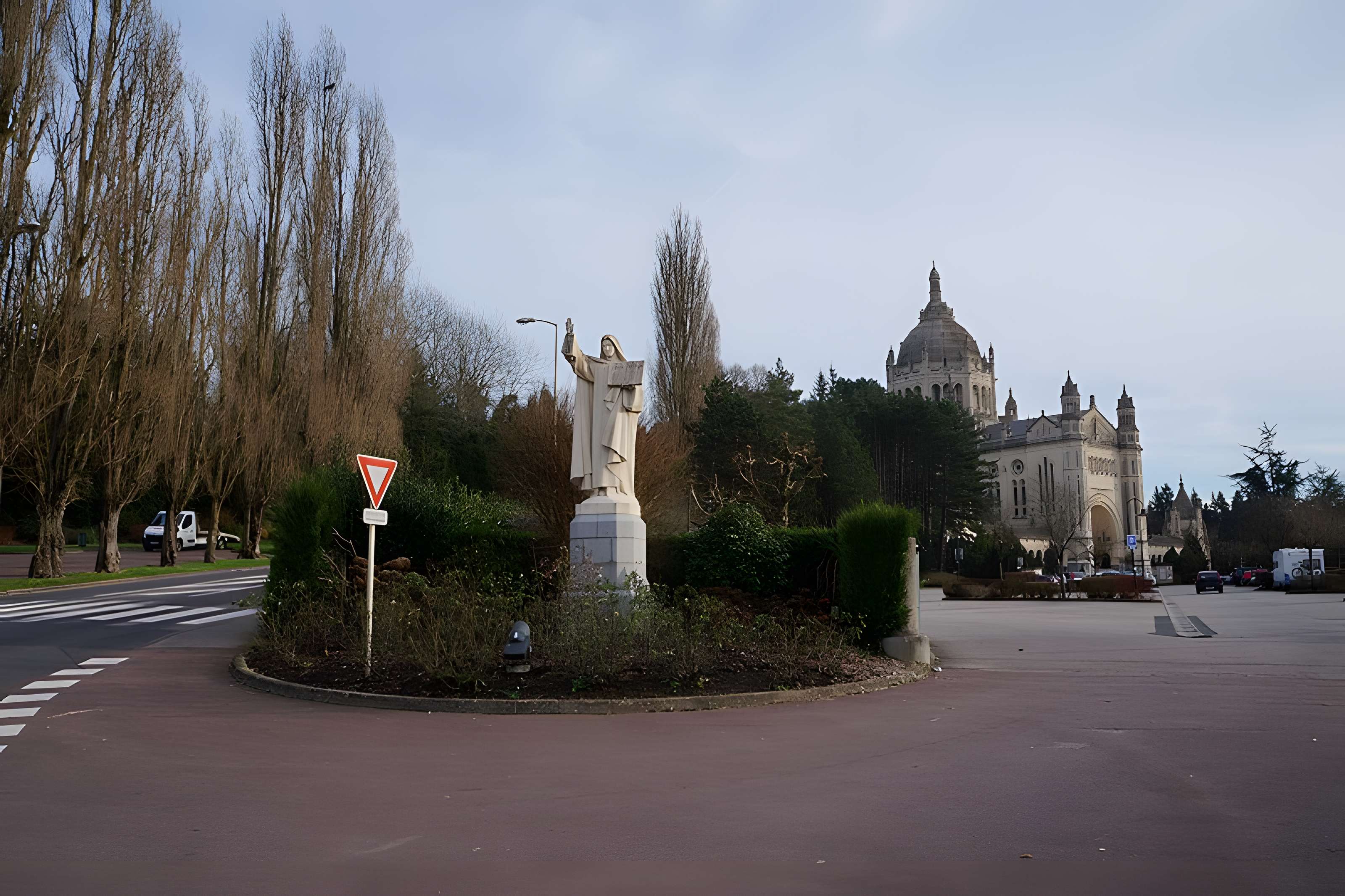 Basilique Sainte-Thérèse