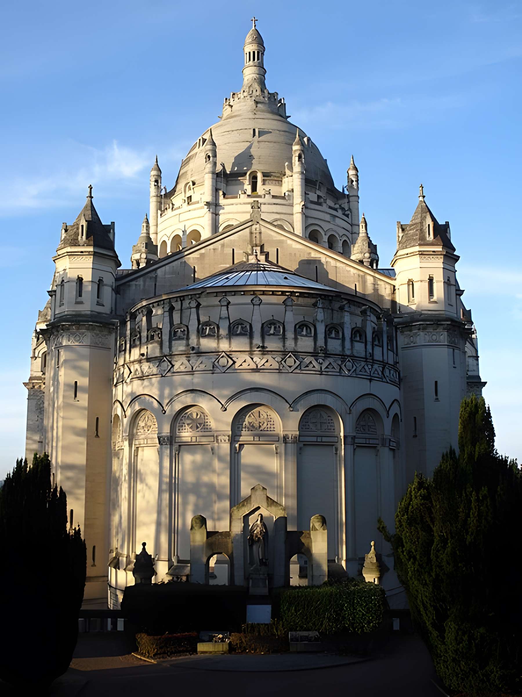 Basilique Sainte-Thérèse