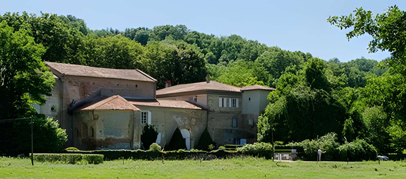 Abbaye de Combelongue 