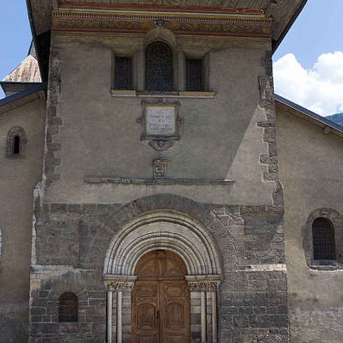 Photo de Collégiale Saint-Marcel de La Chambre