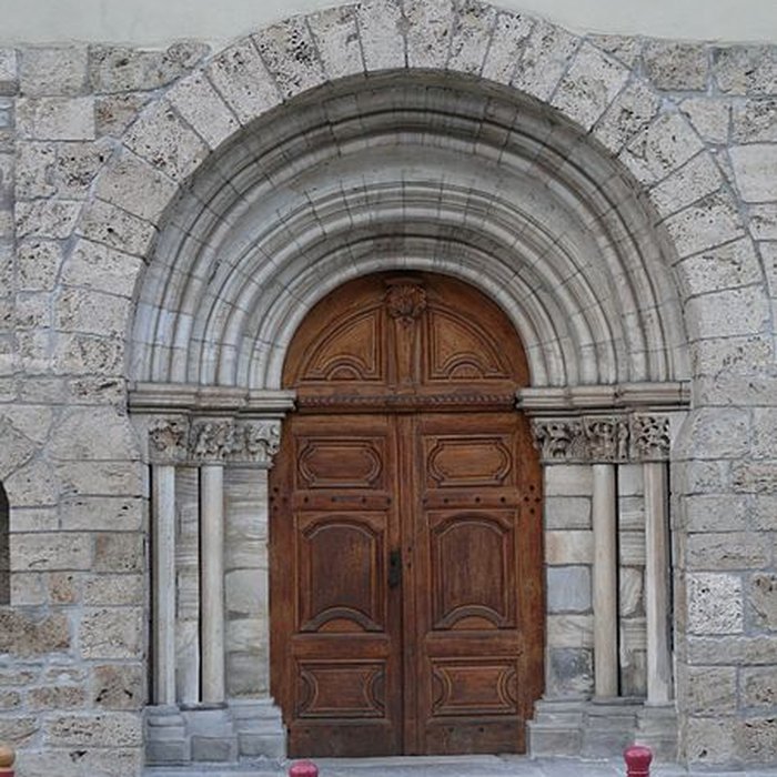 Photo de Collégiale Saint-Marcel de La Chambre