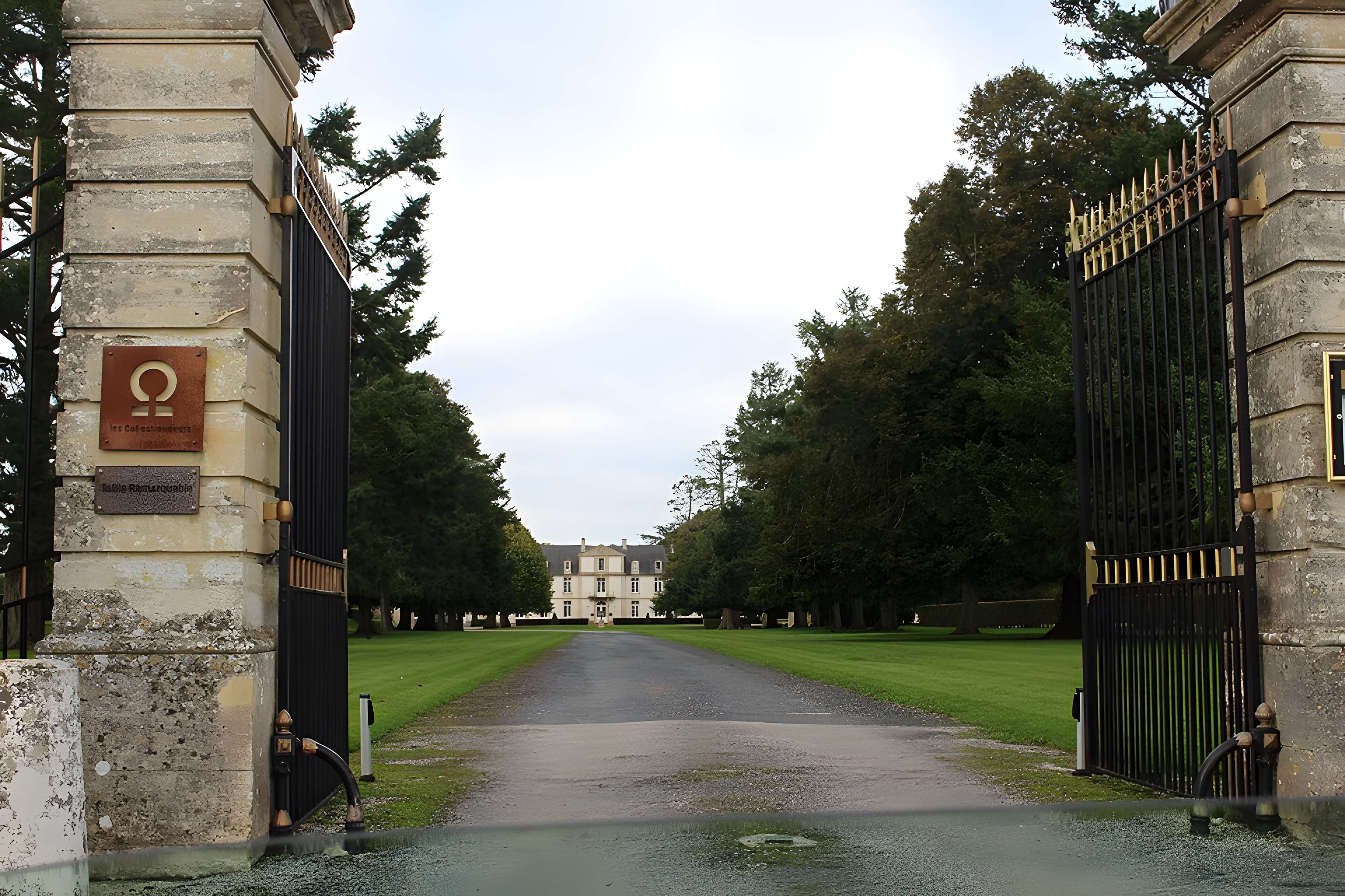 Ancien château de Boissy