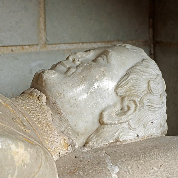 Photo de Collégiale Saint-Michel-et-Saint-Pierre de Bueil