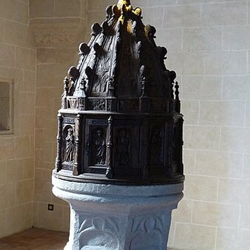 Collégiale Saint-Michel-et-Saint-Pierre de Bueil