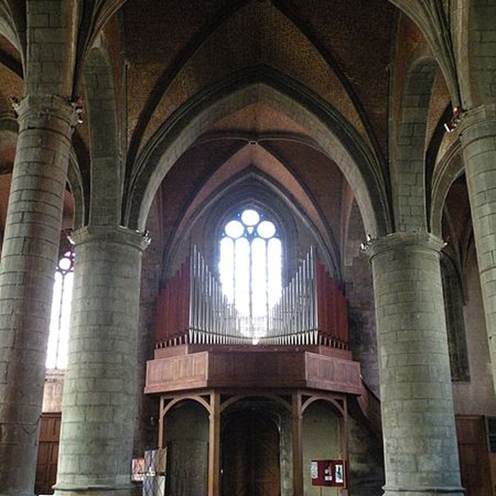 Photo de Collégiale Saint-Nicolas dAvesnes-sur-Helpe