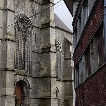 Collégiale Saint-Nicolas dAvesnes-sur-Helpe