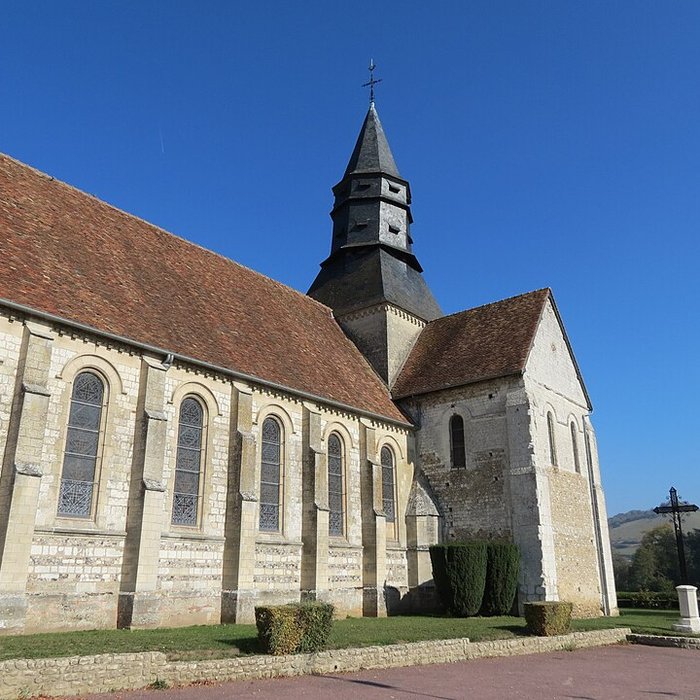 Photo de Collégiale Saint-Pierre de Neuf-Marché