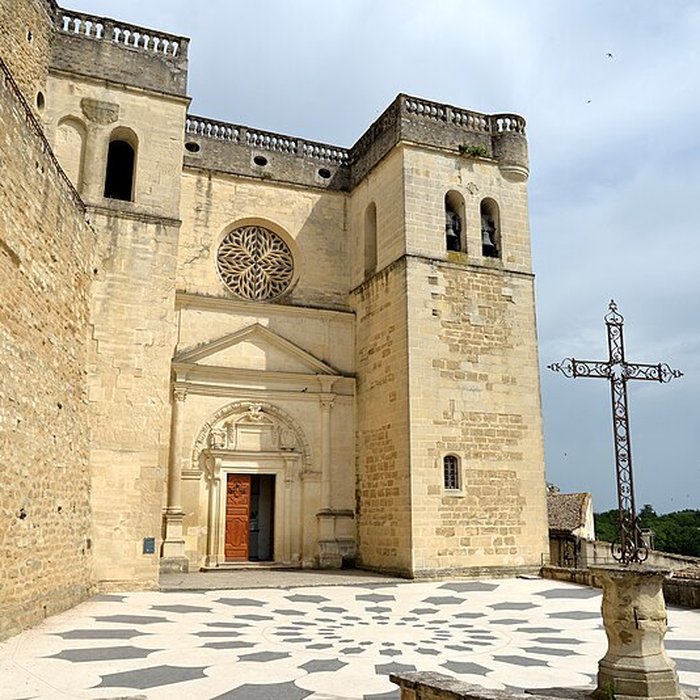 Photo de Collégiale Saint-Sauveur de Grignan