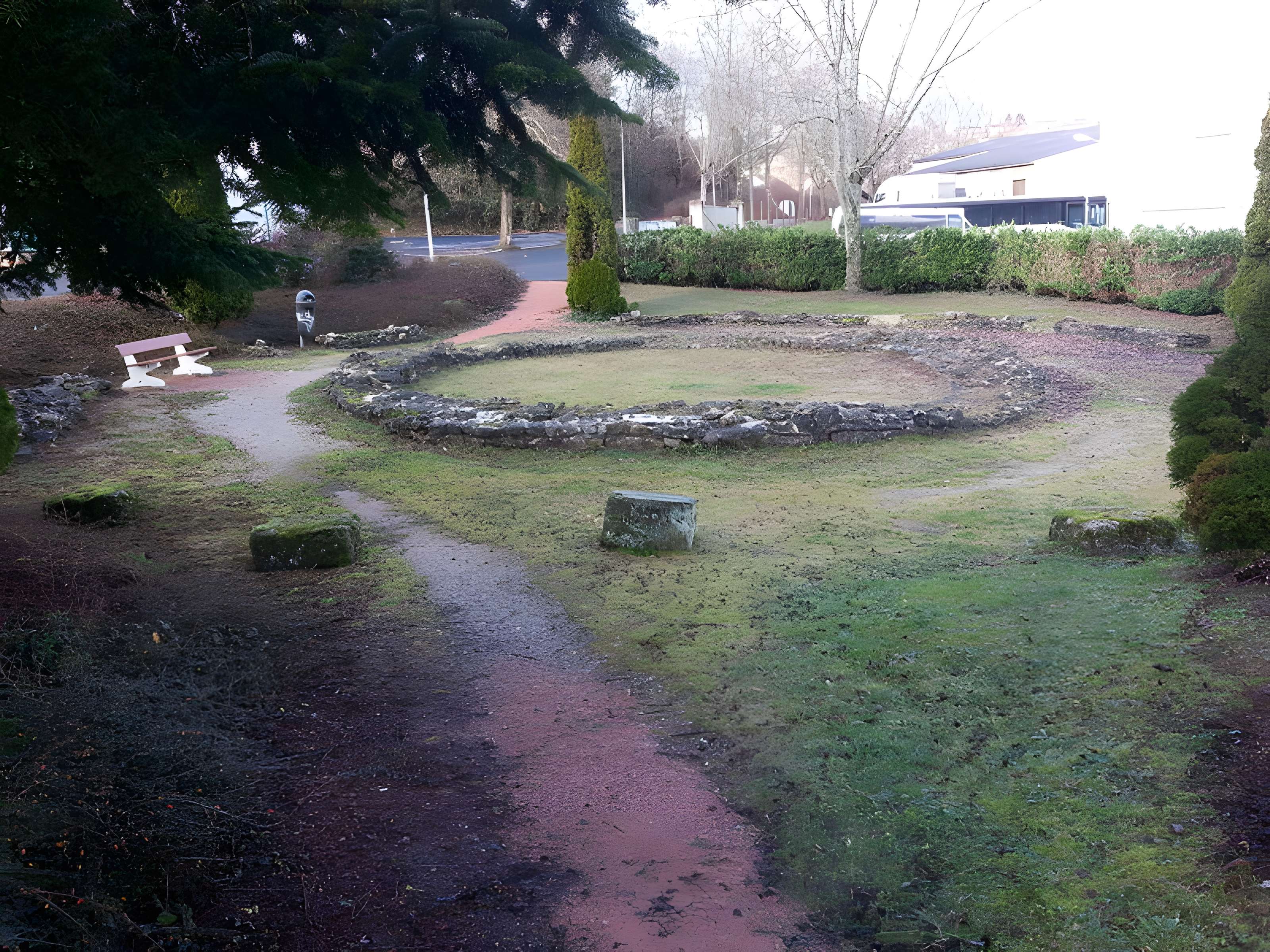 Temple gallo-romain de type fanum