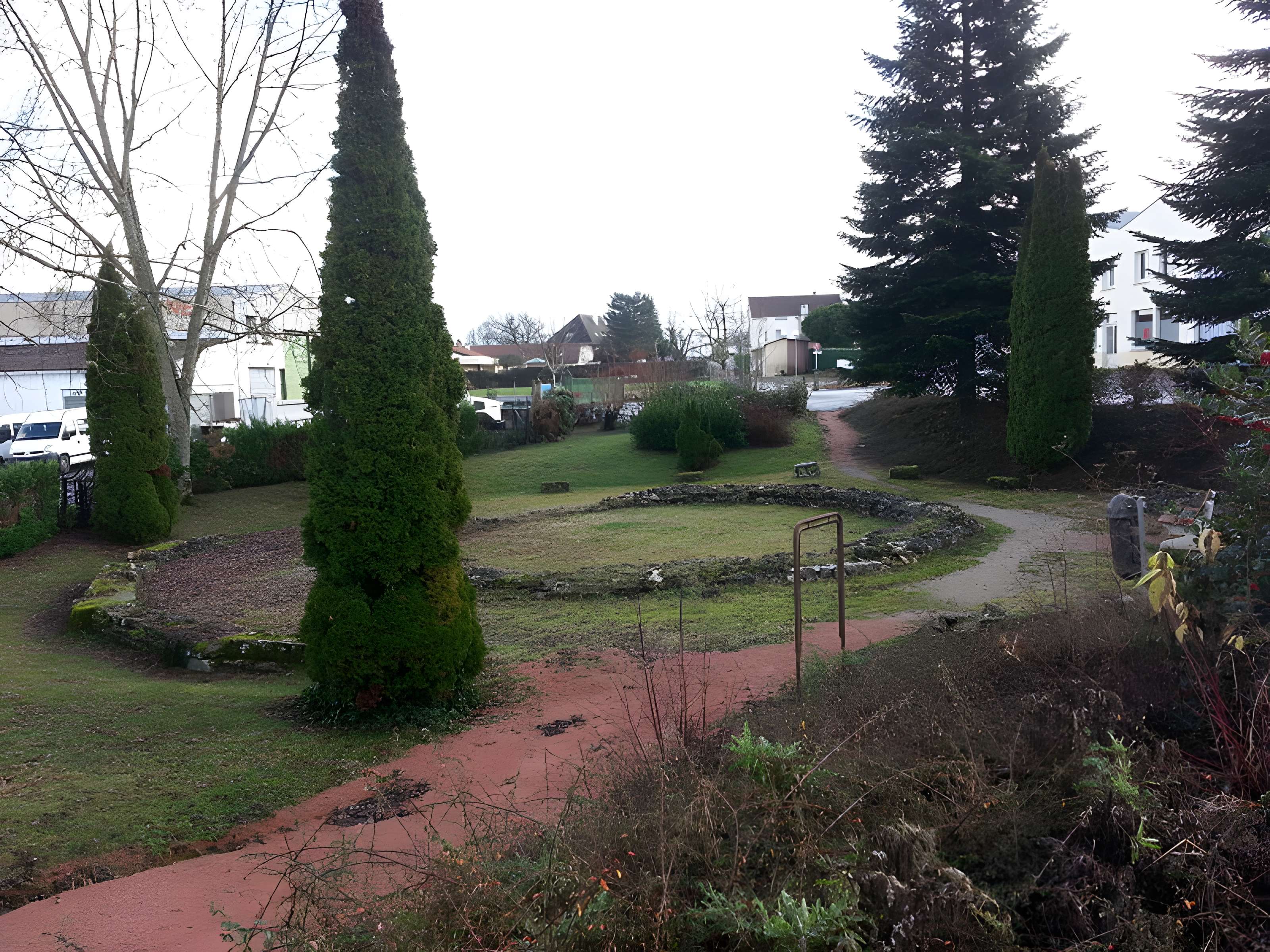 Temple gallo-romain de type fanum