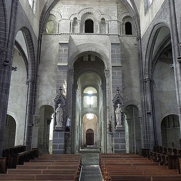 Collégiale Saint-Victor et Sainte-Couronne dEnnezat