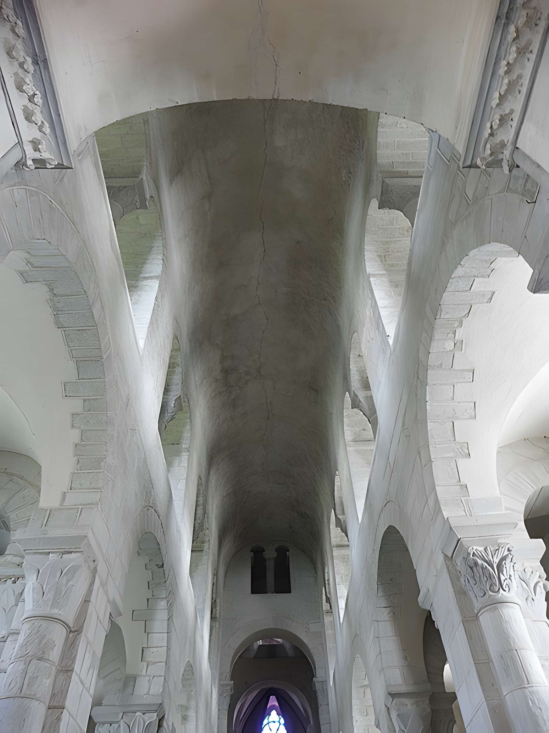 Collégiale Saint-Victor et Sainte-Couronne d'Ennezat