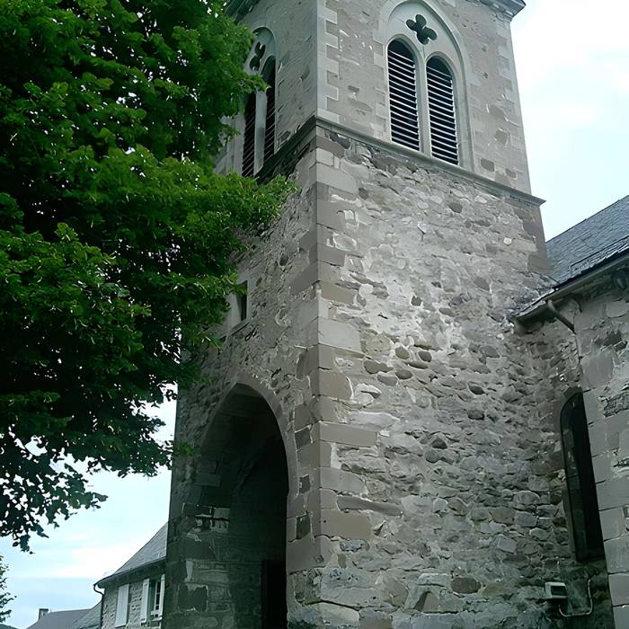 Photo de セント・クロワとセント・ペテロ教会