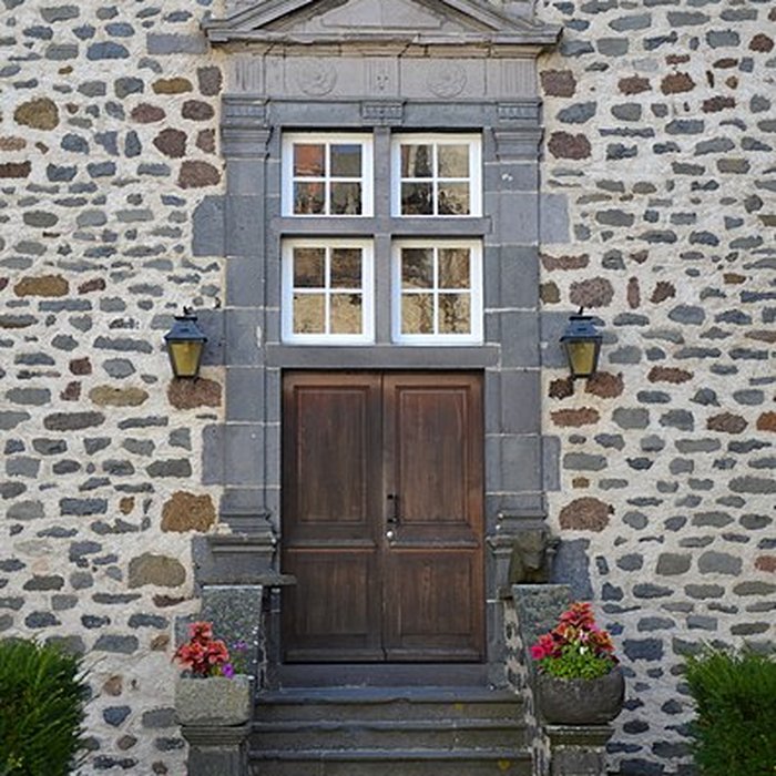 Photo de Ancien évêché, actuellement mairie et musée