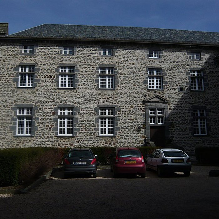 Photo de Ancien évêché, actuellement mairie et musée