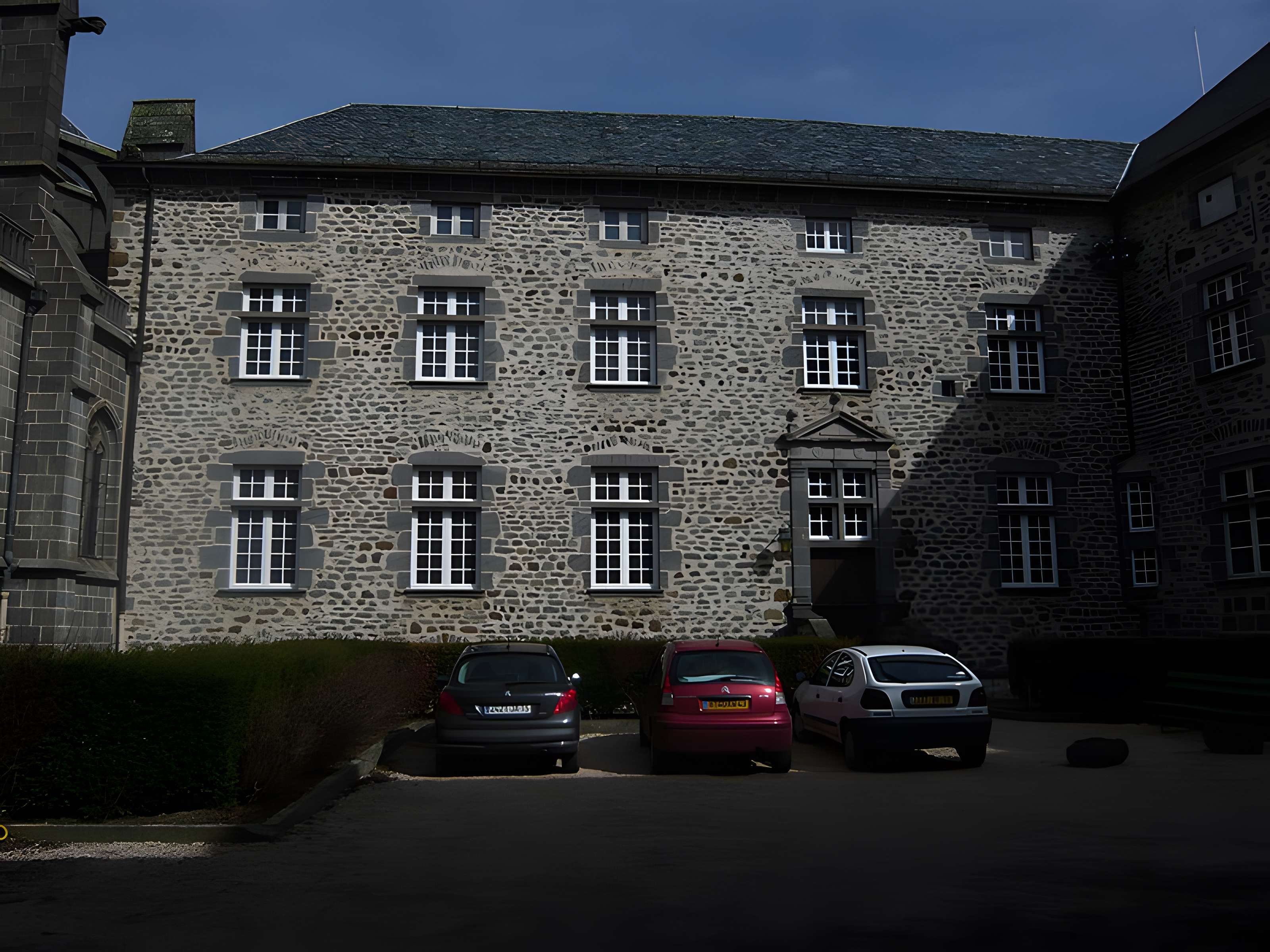 Ancien évêché, actuellement mairie et musée