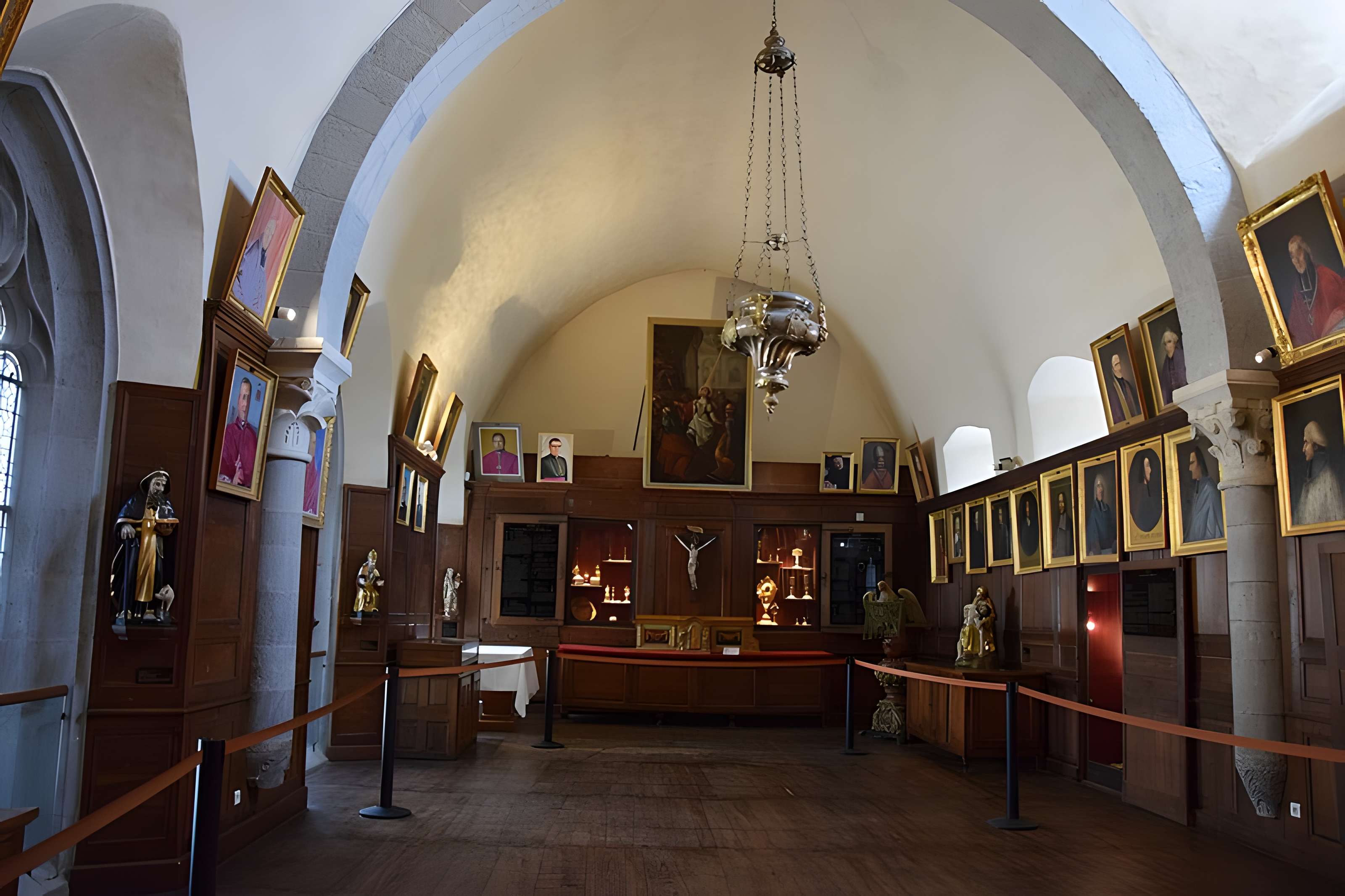 Ancien évêché, actuellement mairie et musée