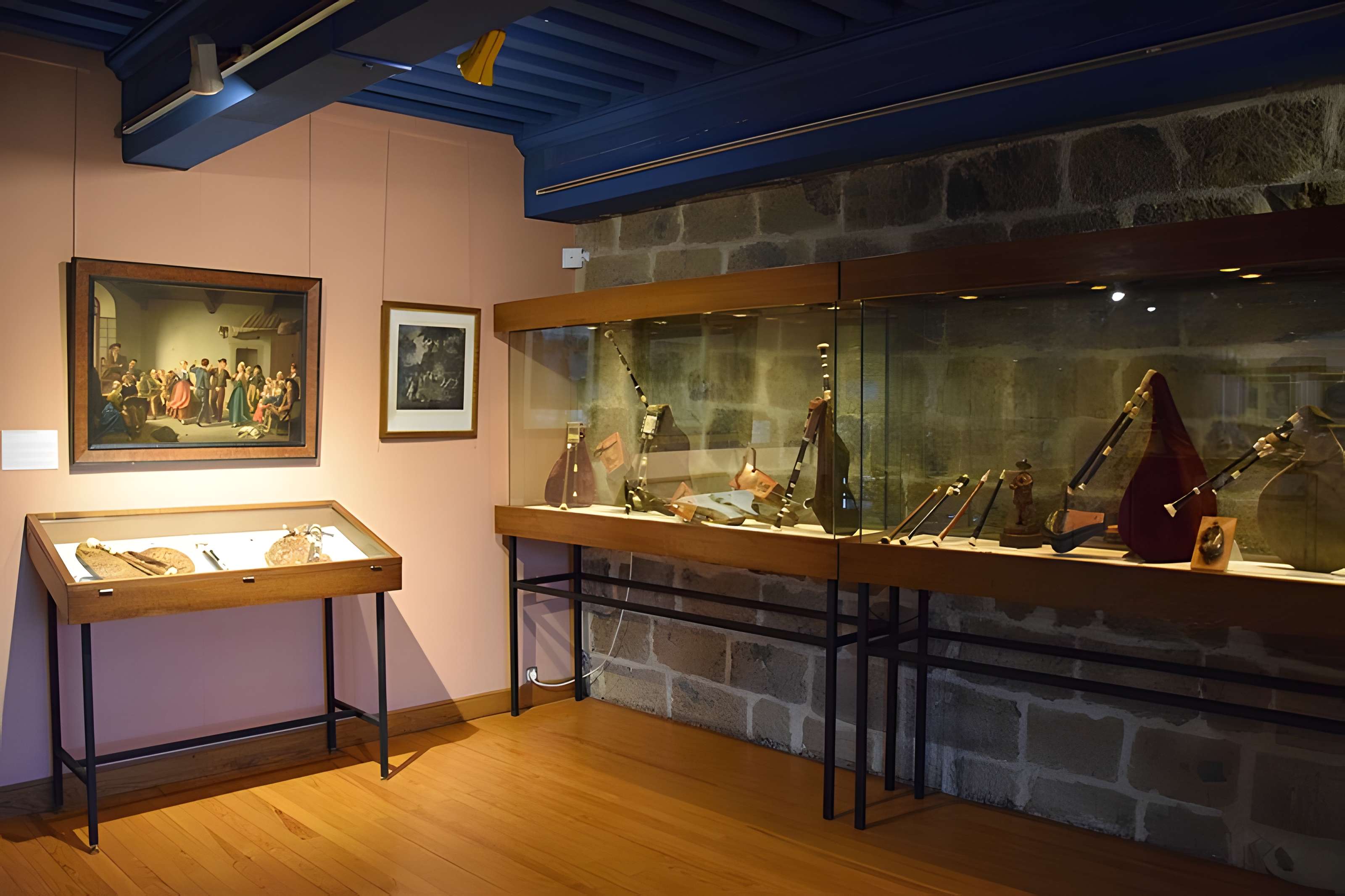 Ancien évêché, actuellement mairie et musée