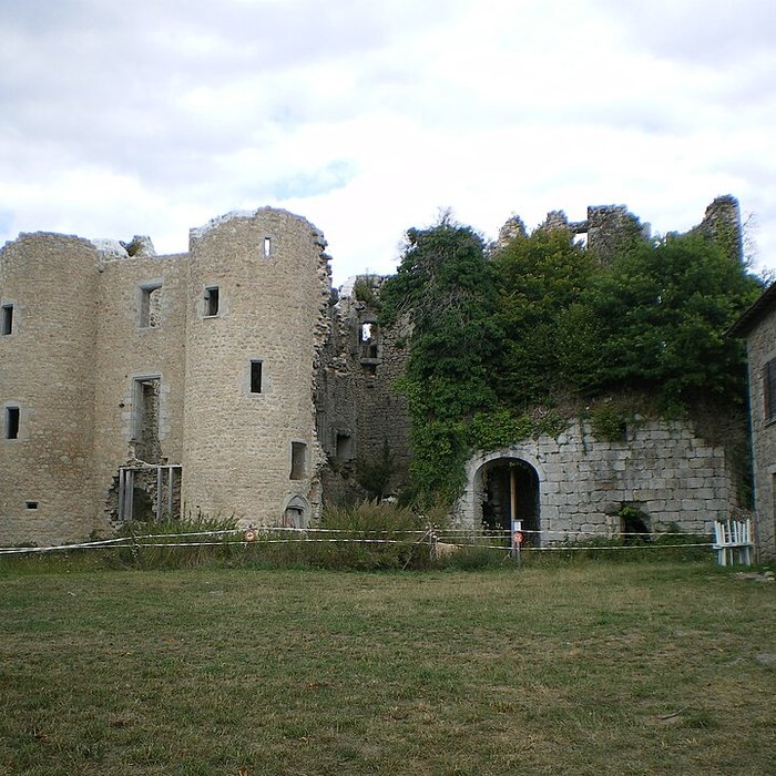Photo de Château fort de Naucase ou Naucaze
