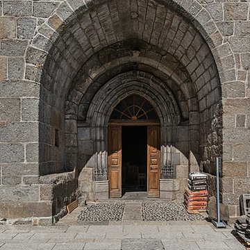 Eglise Saint-Pierre et Saint-Michel