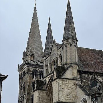 Cathédrale Saint-Pierre de Lisieux