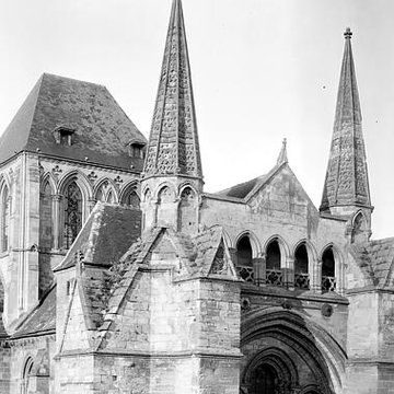 Cathédrale Saint-Pierre de Lisieux