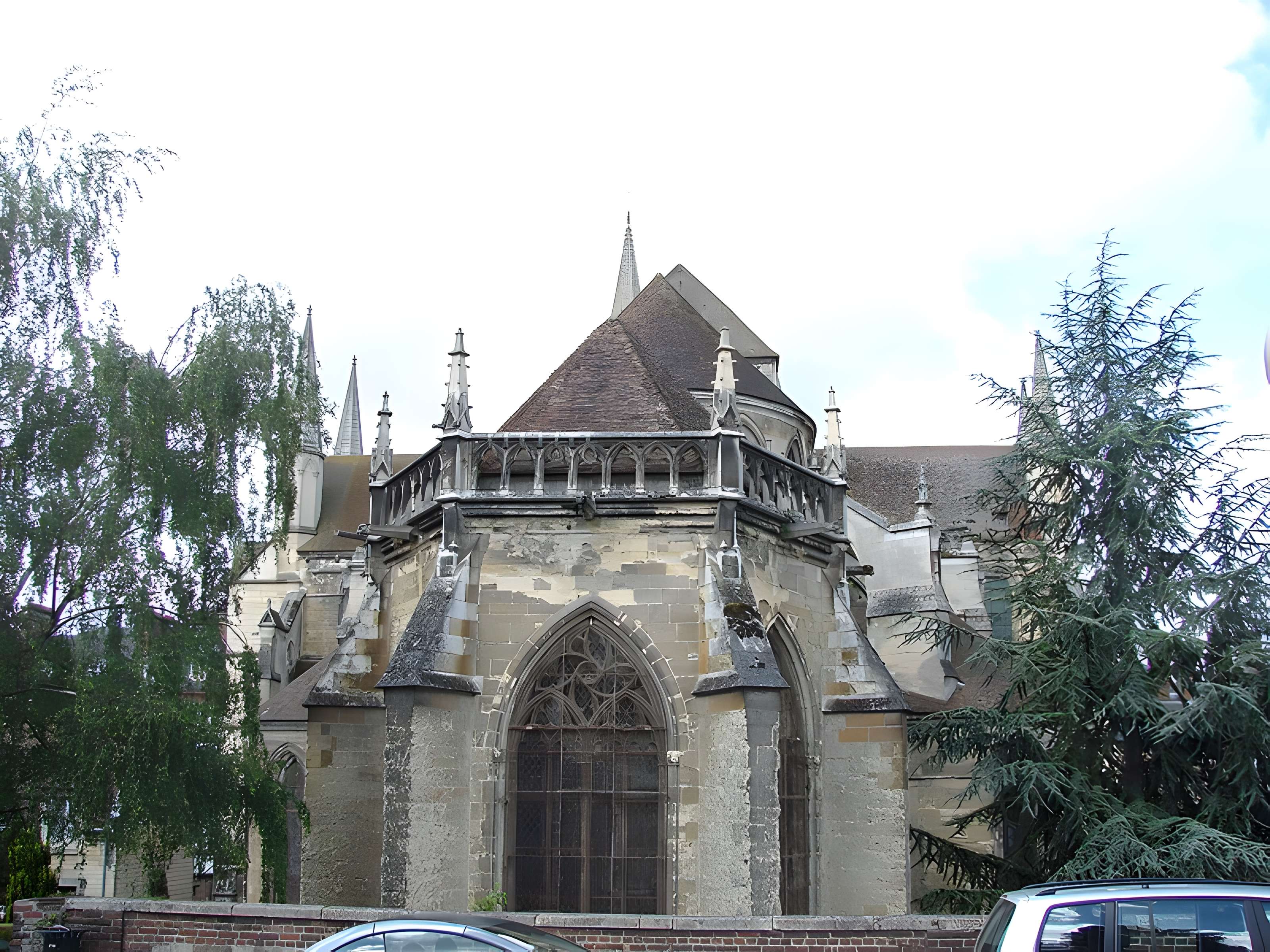Cathédrale Saint-Pierre de Lisieux