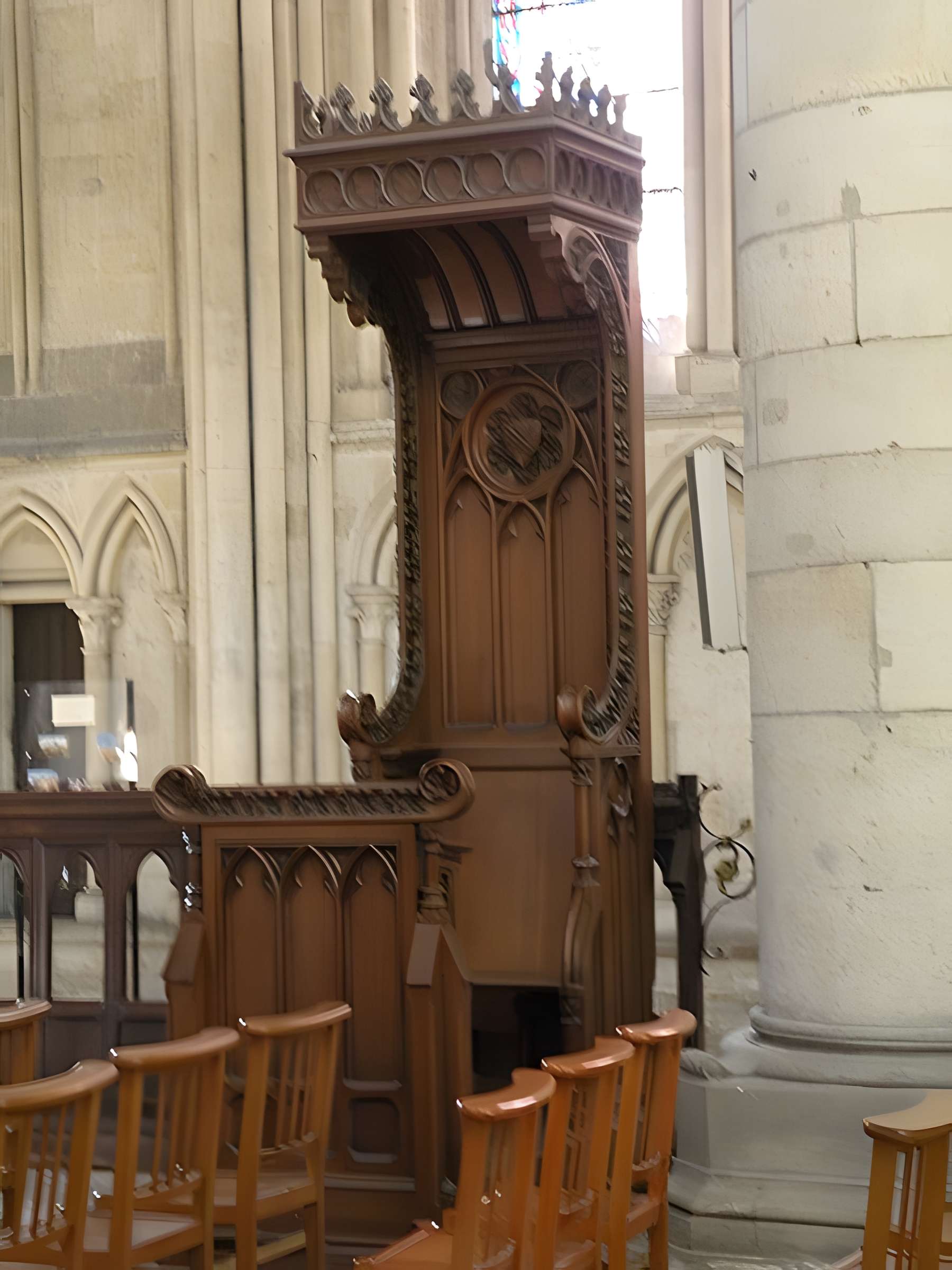 Cathédrale Saint-Pierre de Lisieux