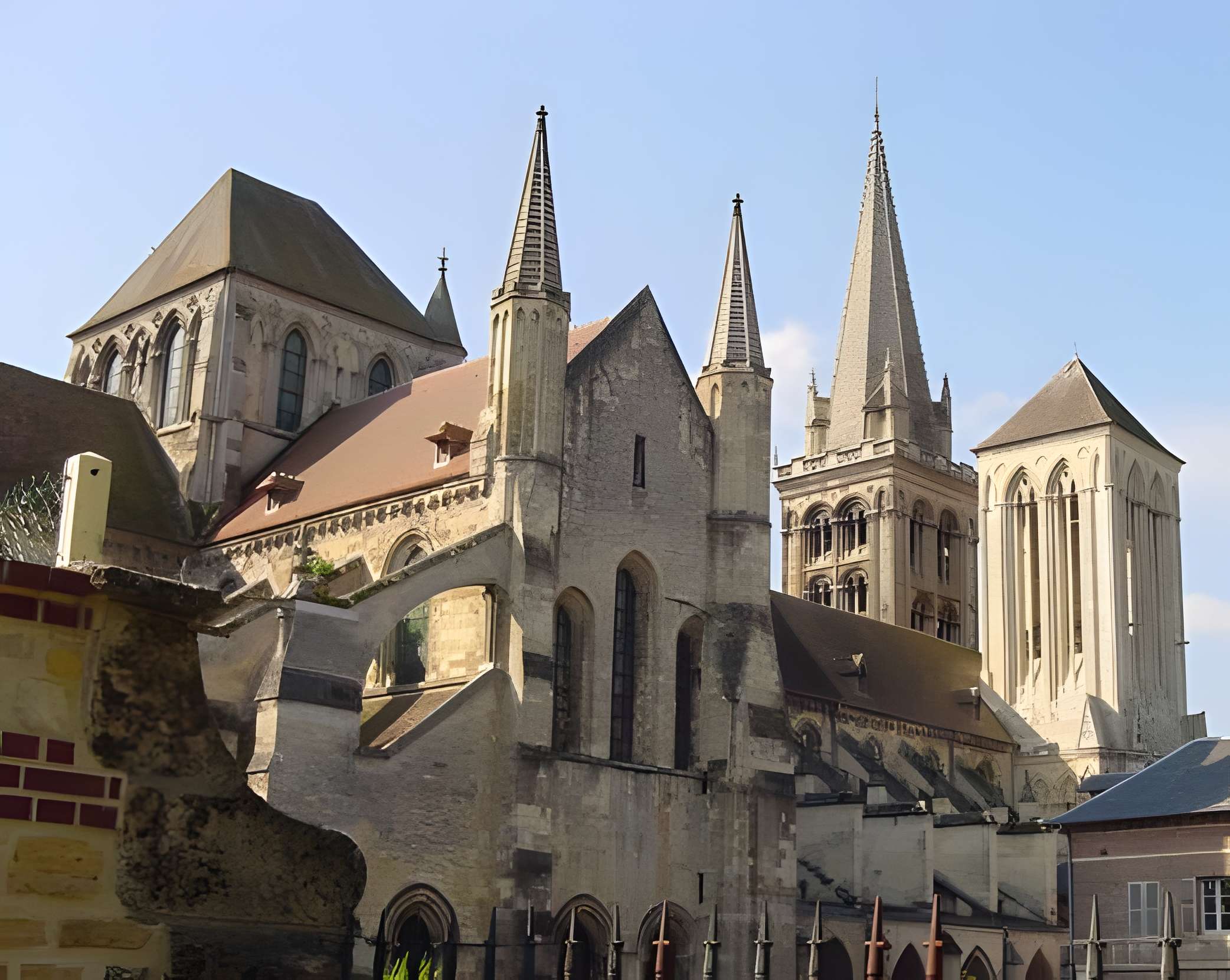 Cathédrale Saint-Pierre de Lisieux