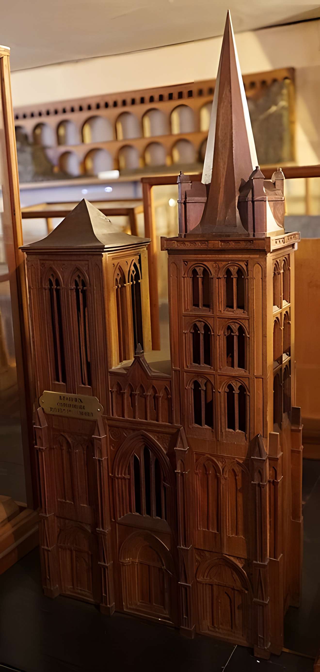 Cathédrale Saint-Pierre de Lisieux