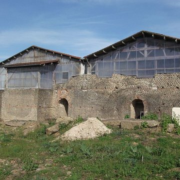 Restes dun amphithéâtre