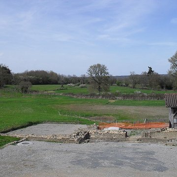 Restes dun amphithéâtre