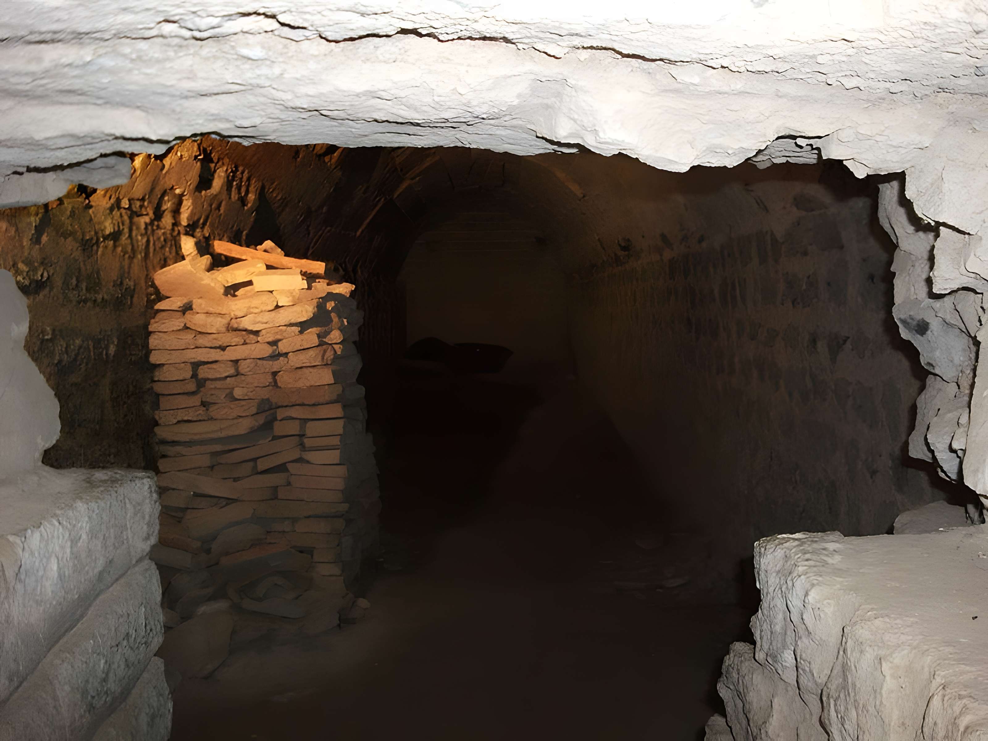 Restes d'un amphithéâtre