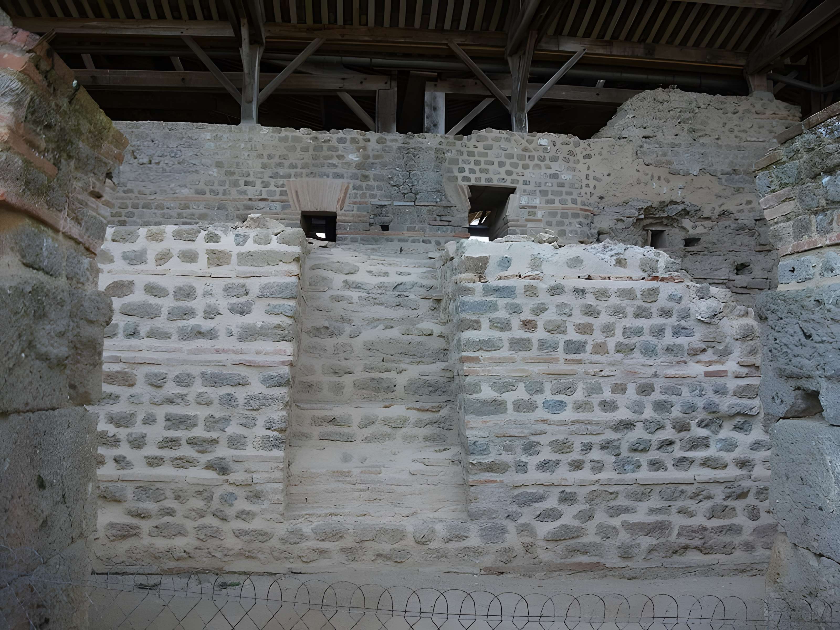 Restes d'un amphithéâtre