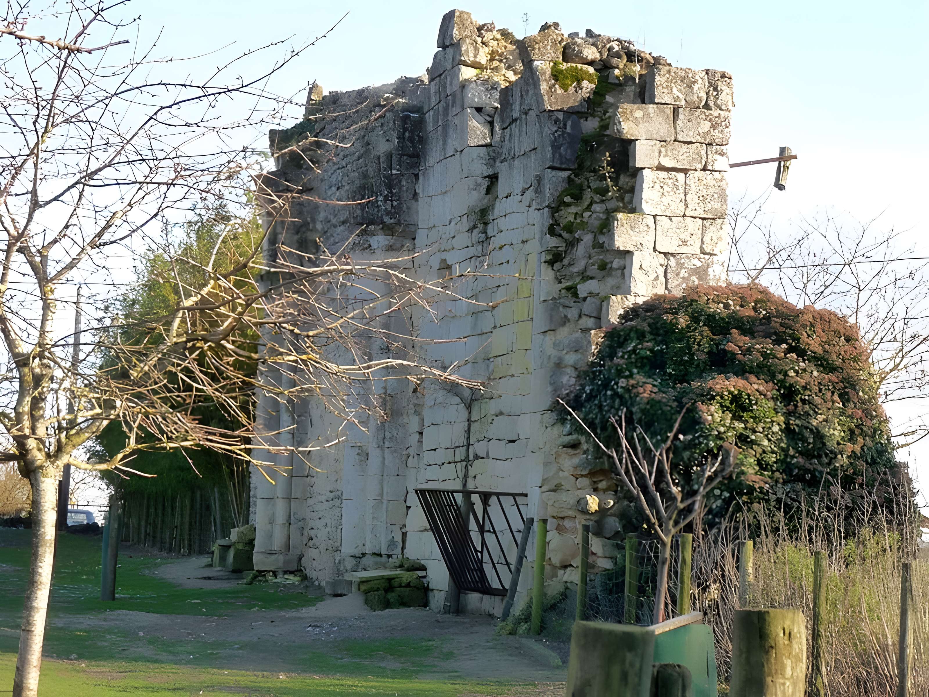 Ancienne église Notre-Dame de l'Houme