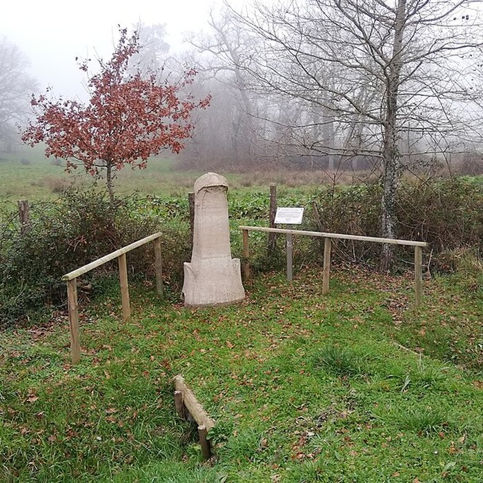 Photo de Monument commémoratif à Paul Nozal