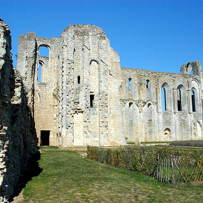 Photo de Cathédrale Saint-Pierre de Maillezais