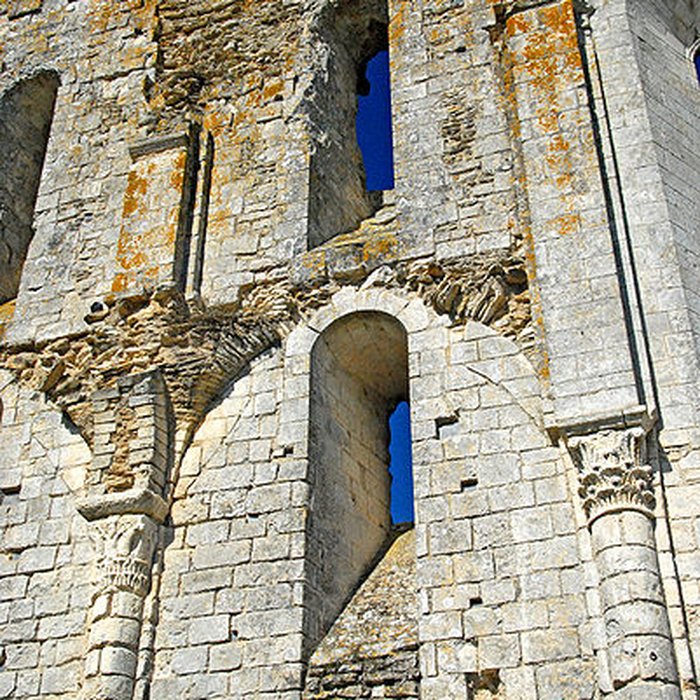 Photo de Cathédrale Saint-Pierre de Maillezais