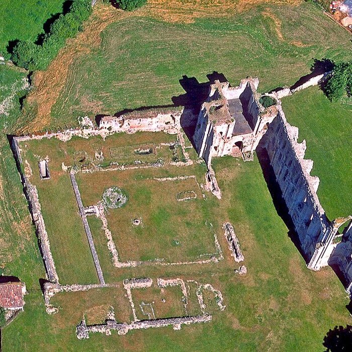 Photo de Cathédrale Saint-Pierre de Maillezais