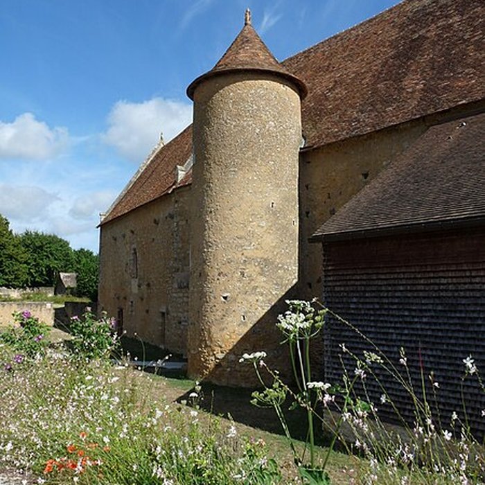Photo de Cour de justice dAsnières-sur-Vègre