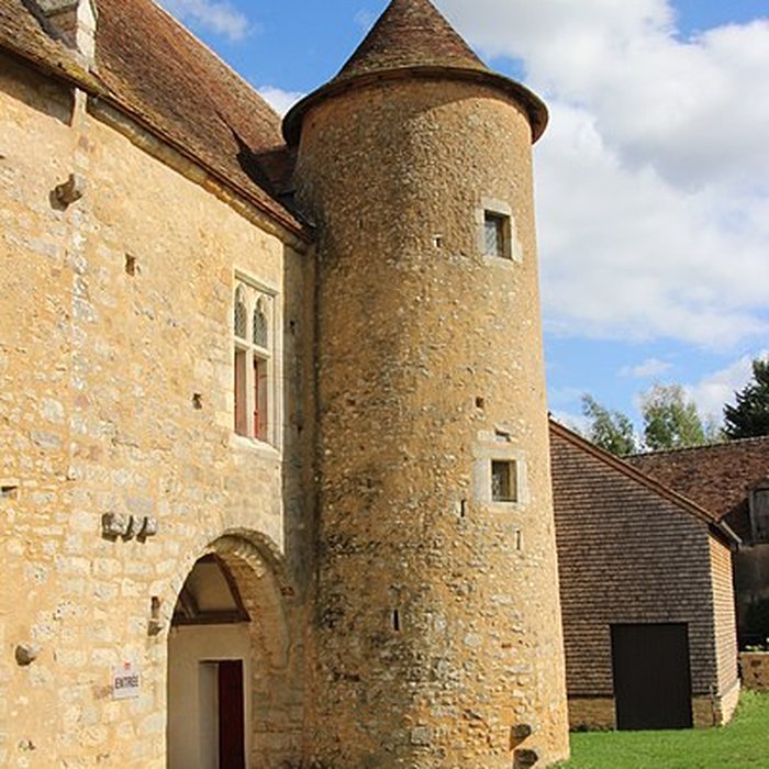 Photo de Cour de justice dAsnières-sur-Vègre