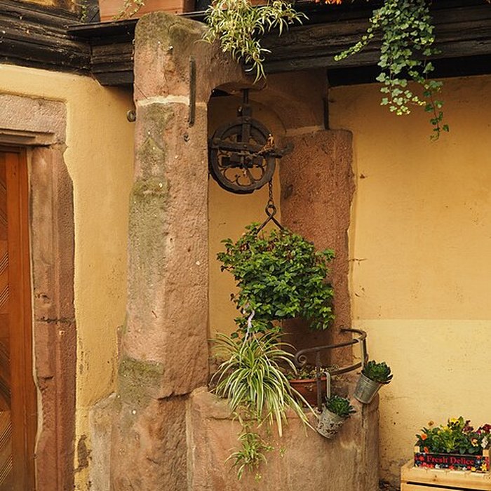Photo de Cour des évêques de Strasbourg à Riquewihr