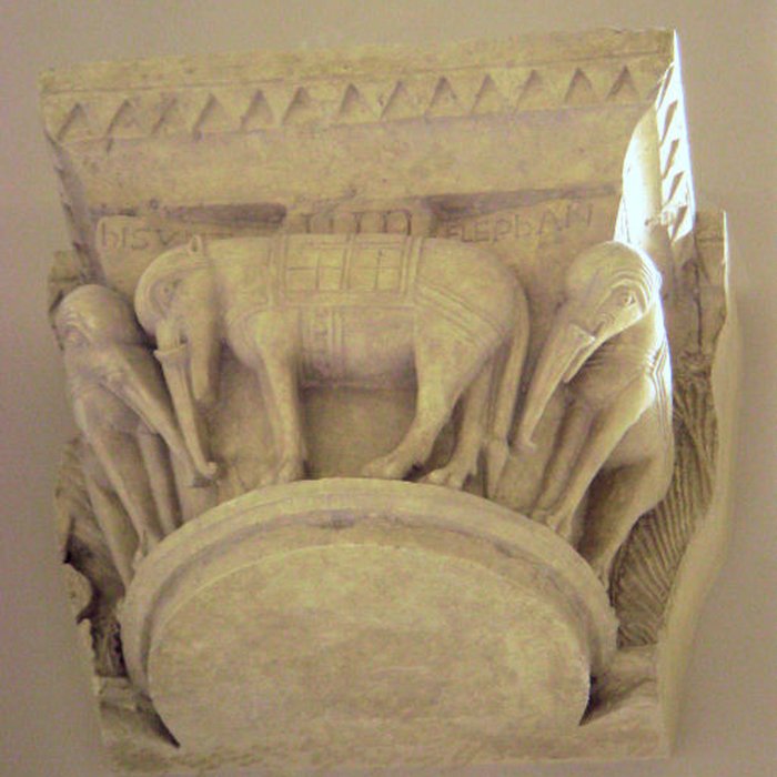 Photo de Croix du XIVe siècle