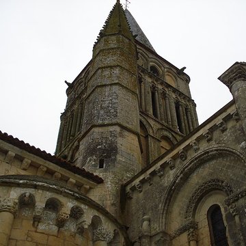 Croix du XIVe siècle